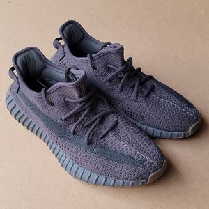 Yeezy Boost 350 V2 Black Gray Size 11